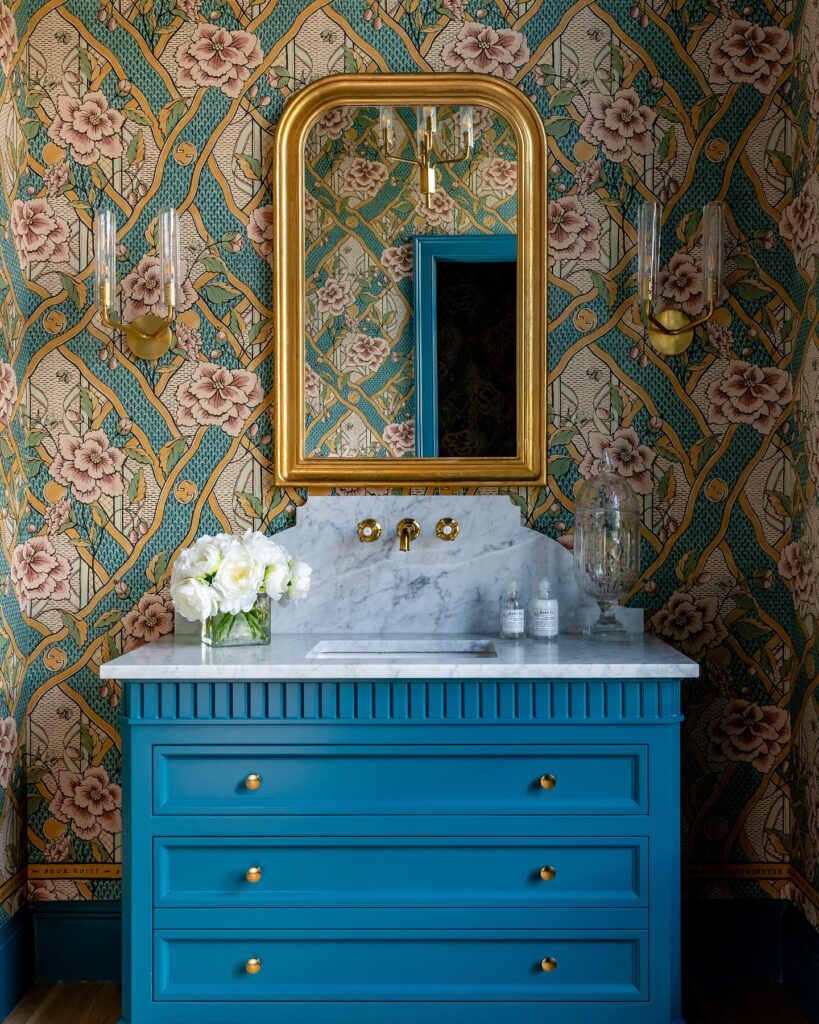 Bold Vintage Charm
