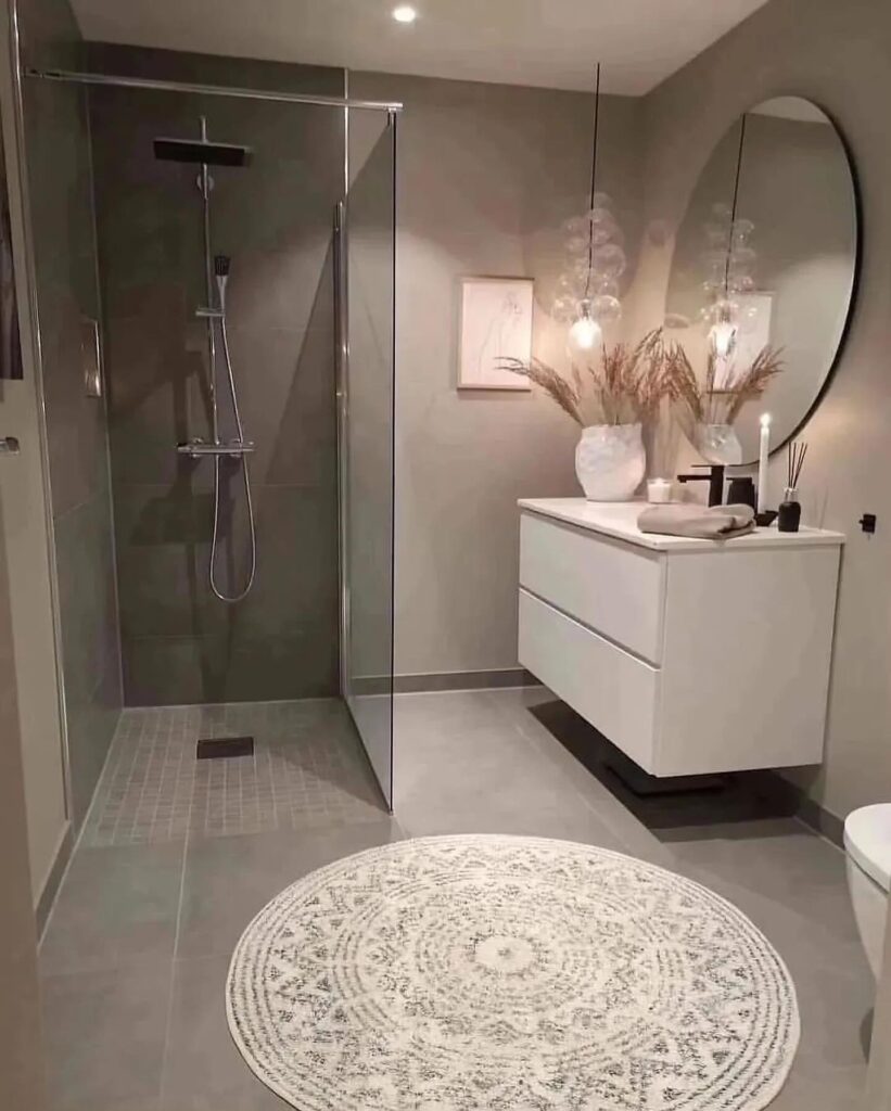 Chic Contemporary Bathroom Design

