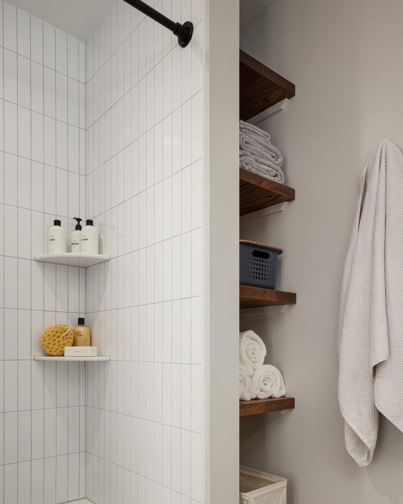 Minimalist Bathroom with Warm Organic Accents