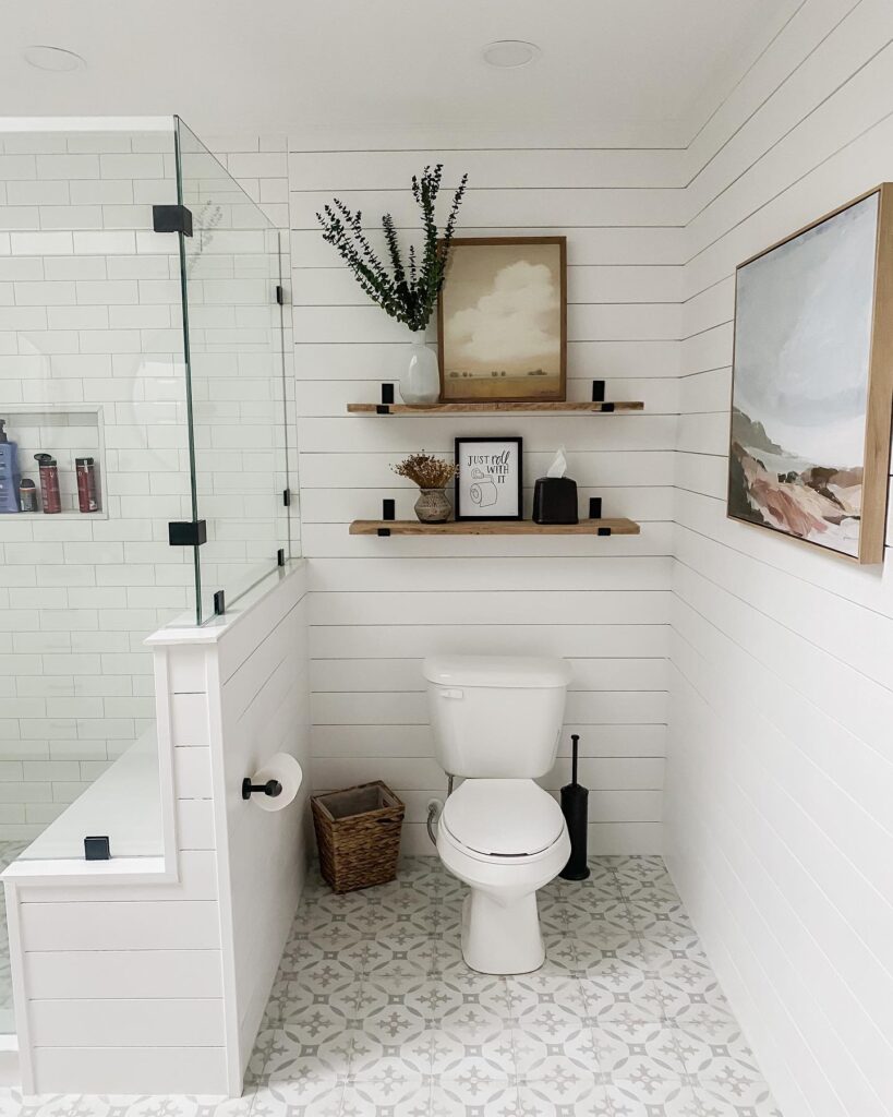 Minimalist Farmhouse Elegance
