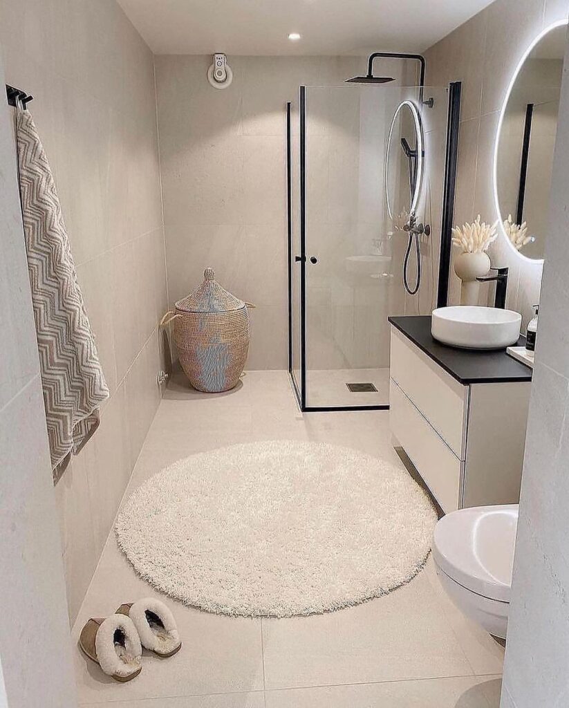 Minimalist Scandinavian-Inspired Bathroom
