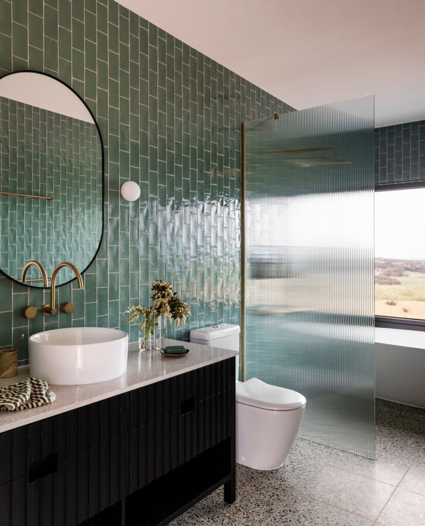 Modern Earthy Retreat

