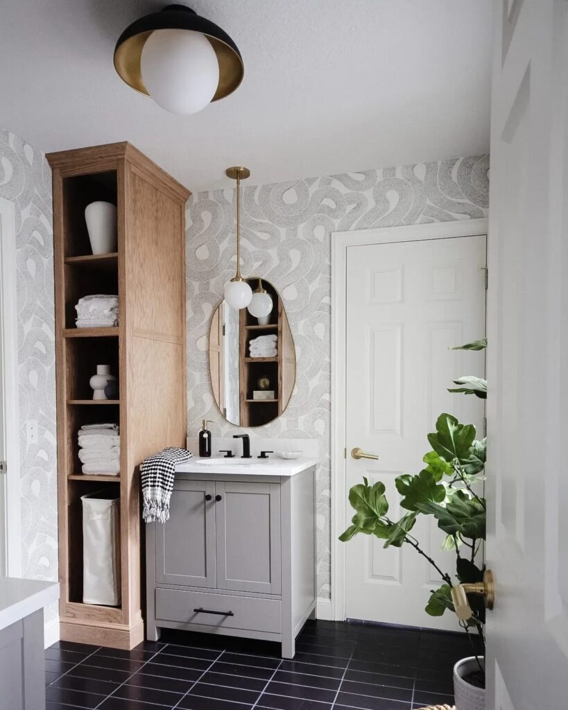 Modern Elegance A Stylish and Functional Bathroom


