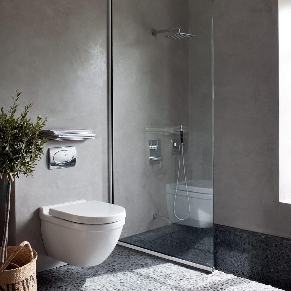 Modern Minimalist Bathroom with Industrial Elegance

