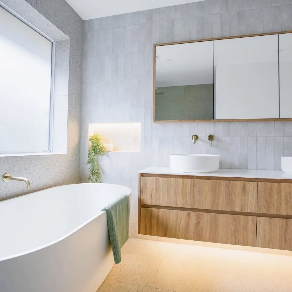 Modern Minimalist Bathroom with Natural Accents

