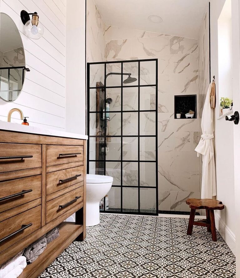 15+ Modern Farmhouse Bathrooms Ideas