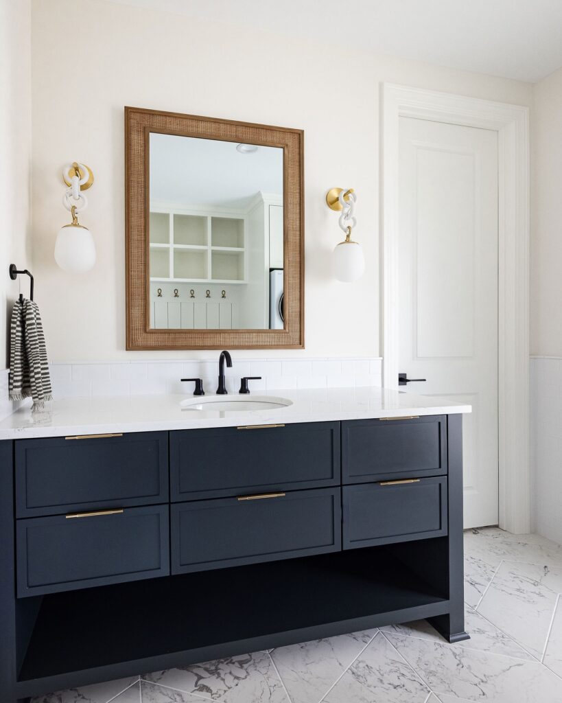 Modern Rustic Charm A Perfect Balance of Style and Function
