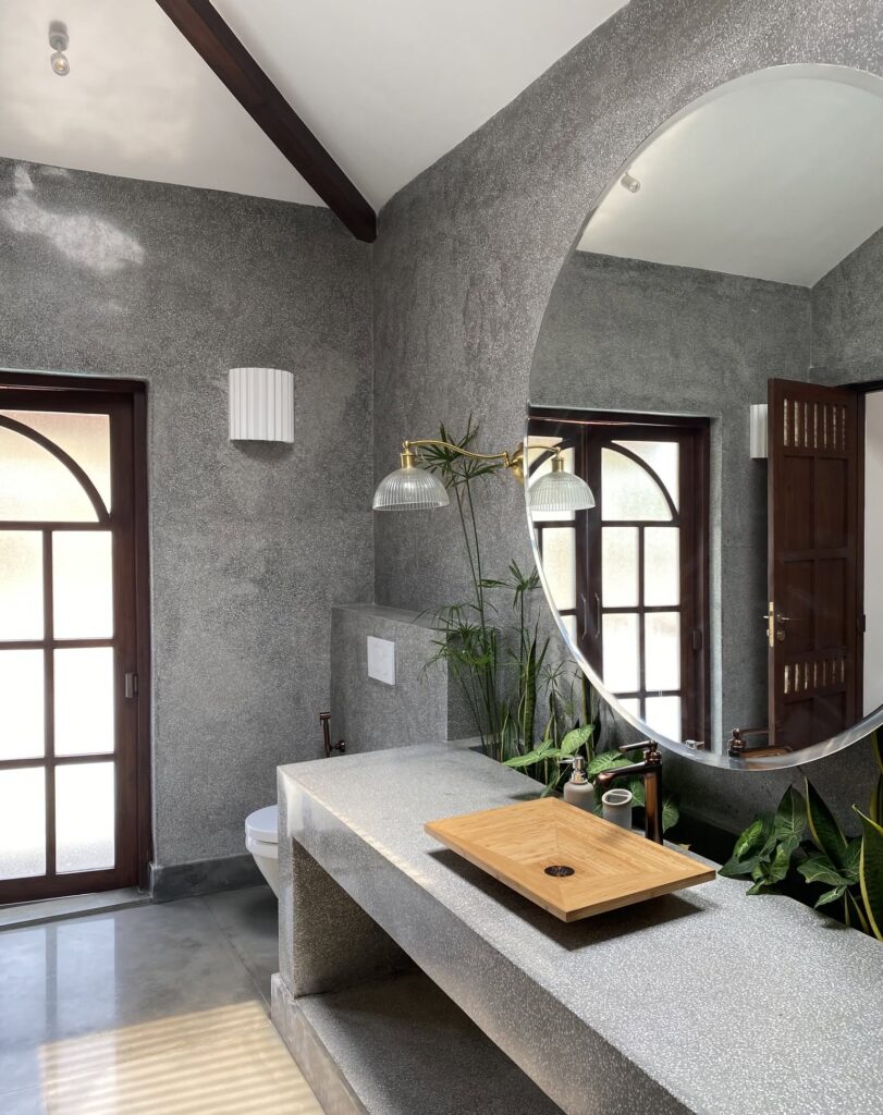 Raw Elegance with a Contemporary Edge
