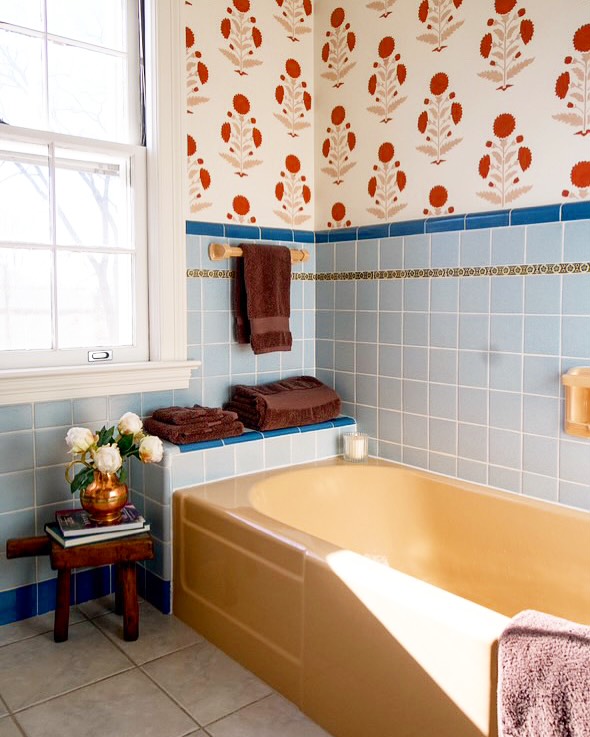 Retro Bathroom with Bold Colors and Floral Charm