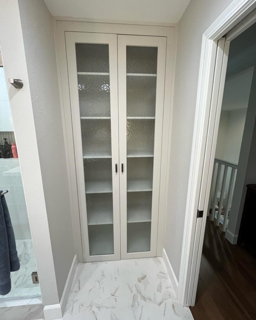Sleek and Minimalist A Modern Built-In Storage Solution

