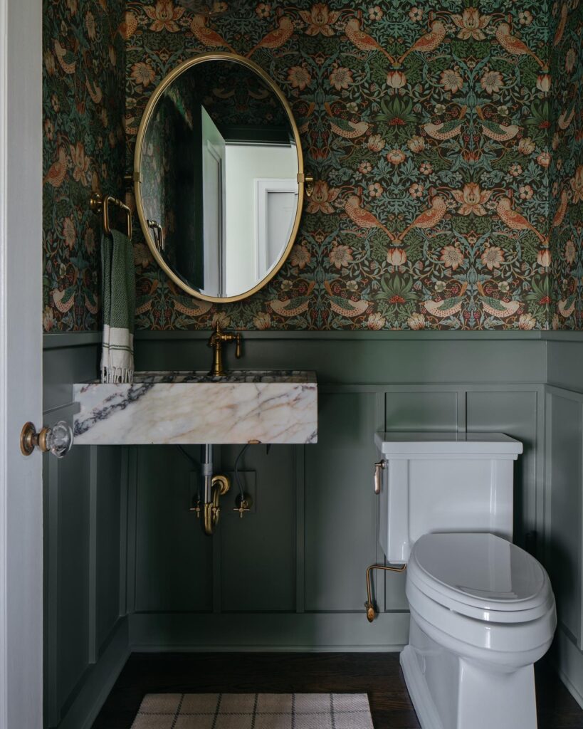 Timeless Elegance with a Vintage Touch

