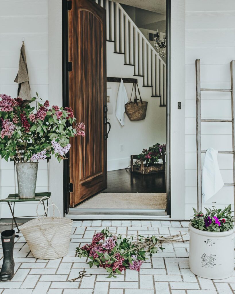 Charming Open Doorway with Floral Accents

