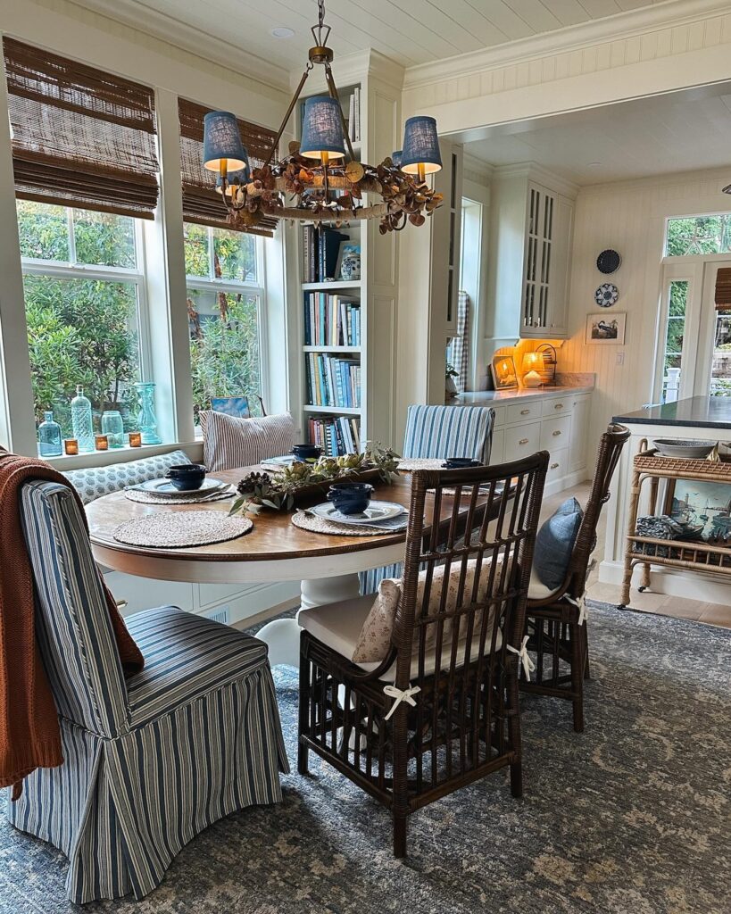 Cozy Cottage Dining Nook with Coastal Flair

