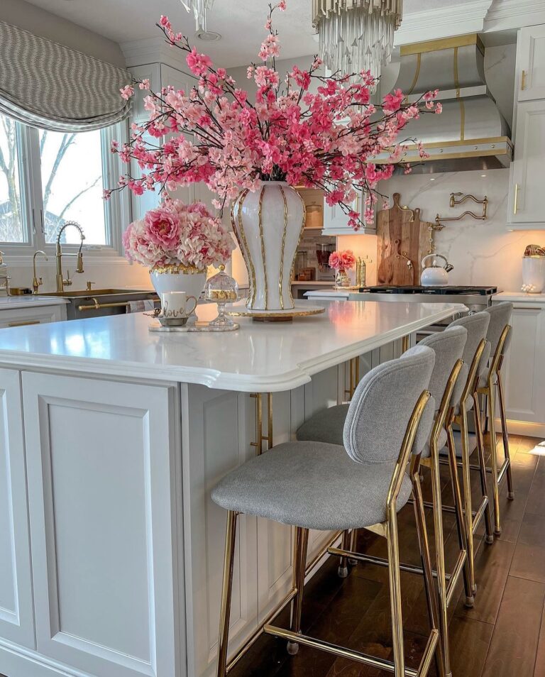 25 Summer Home Decor Ideas!