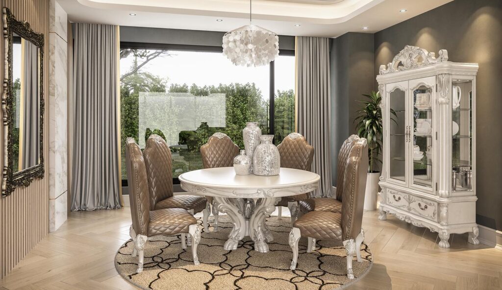 Elegant Traditional Dining Room with Ornate Details

