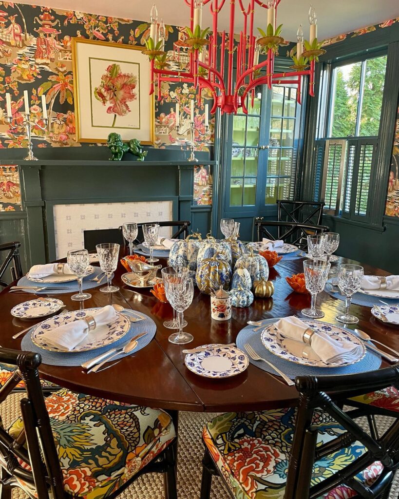 Festive and Eclectic Dining Room with Chinoiserie Wallpaper

