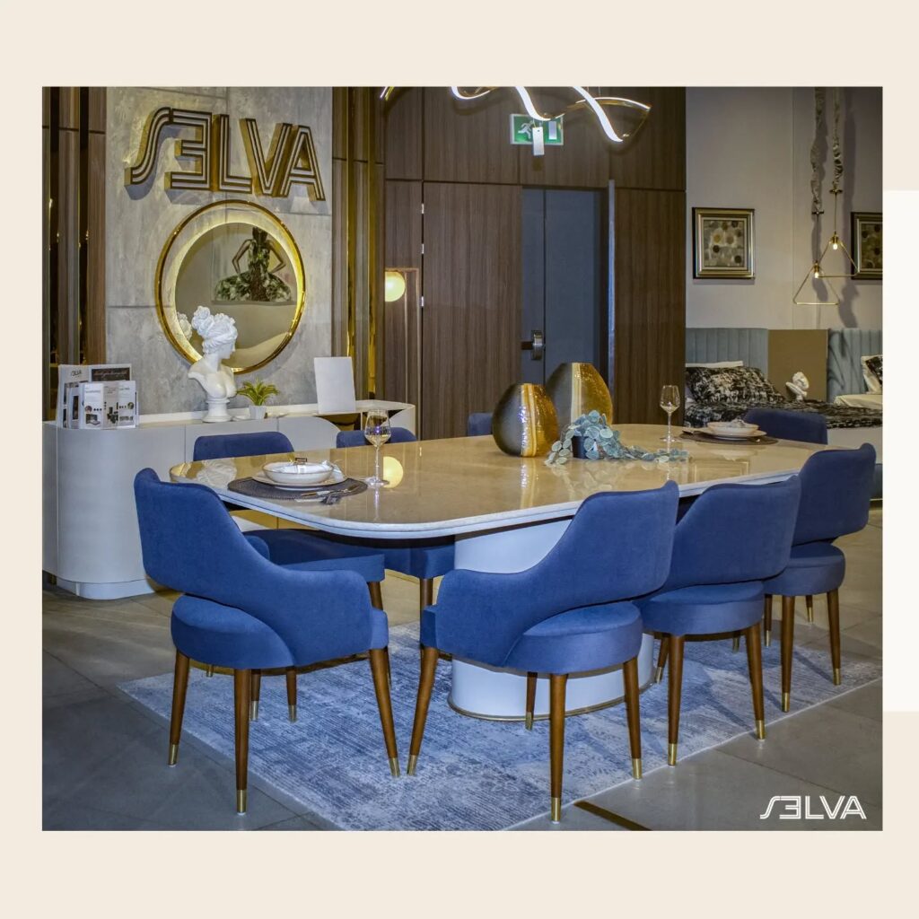 Modern and Luxurious Dining Area with Statement Lighting

