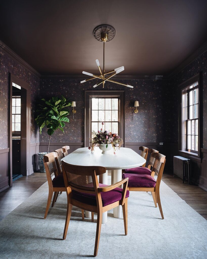 Moody and Elegant Dining Room with Mid-Century Flair


