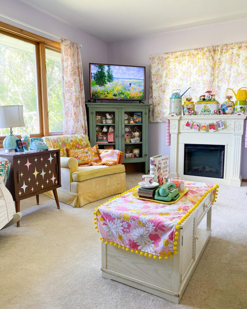 Retro and Whimsical Living Room with Vintage Charm

