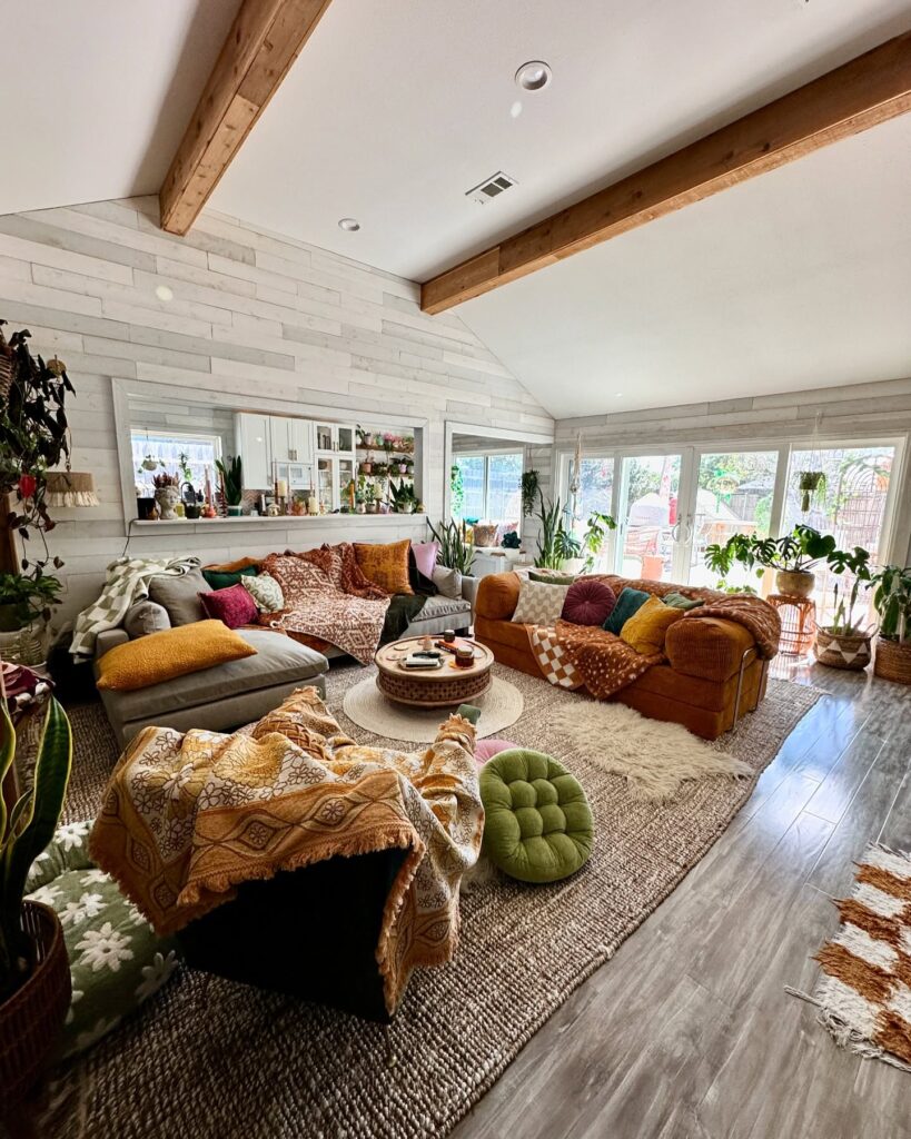 Sun-Drenched Bohemian Living Room with Natural Accents

