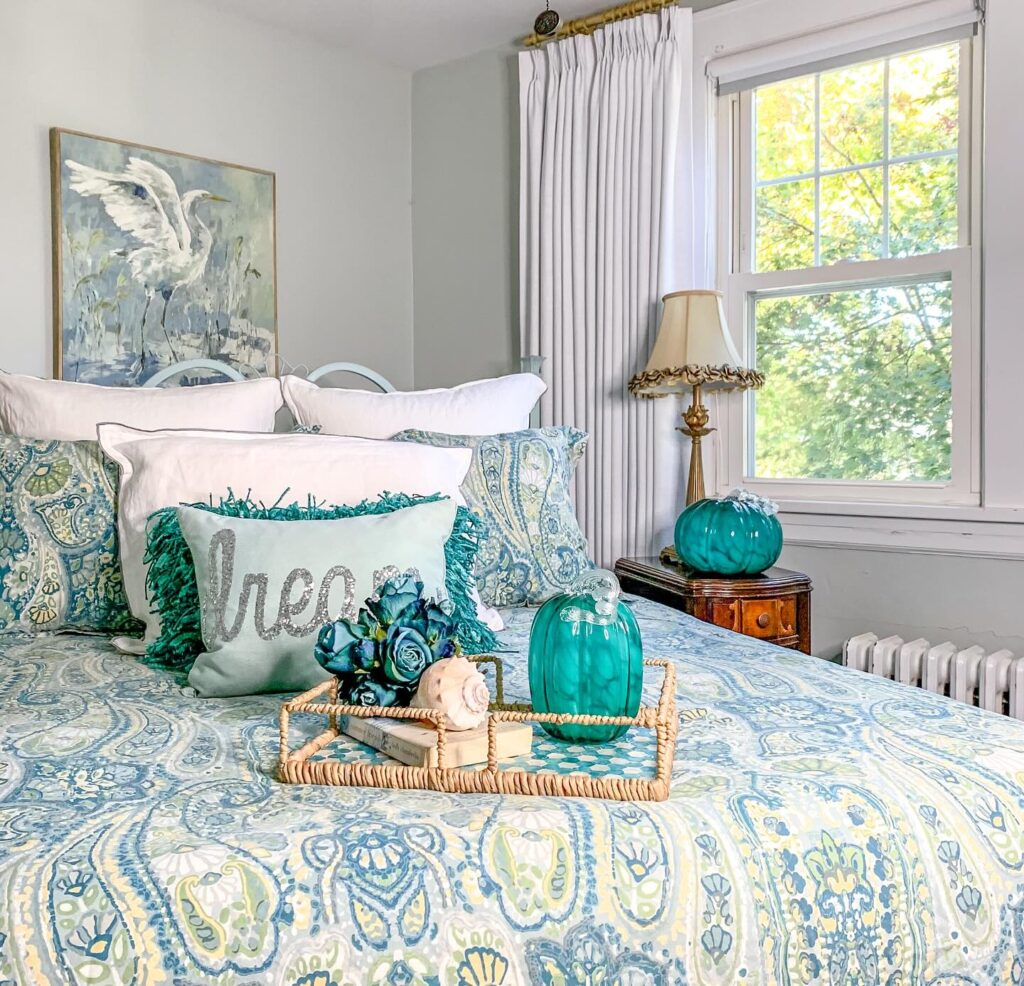Tranquil Turquoise Retreat

