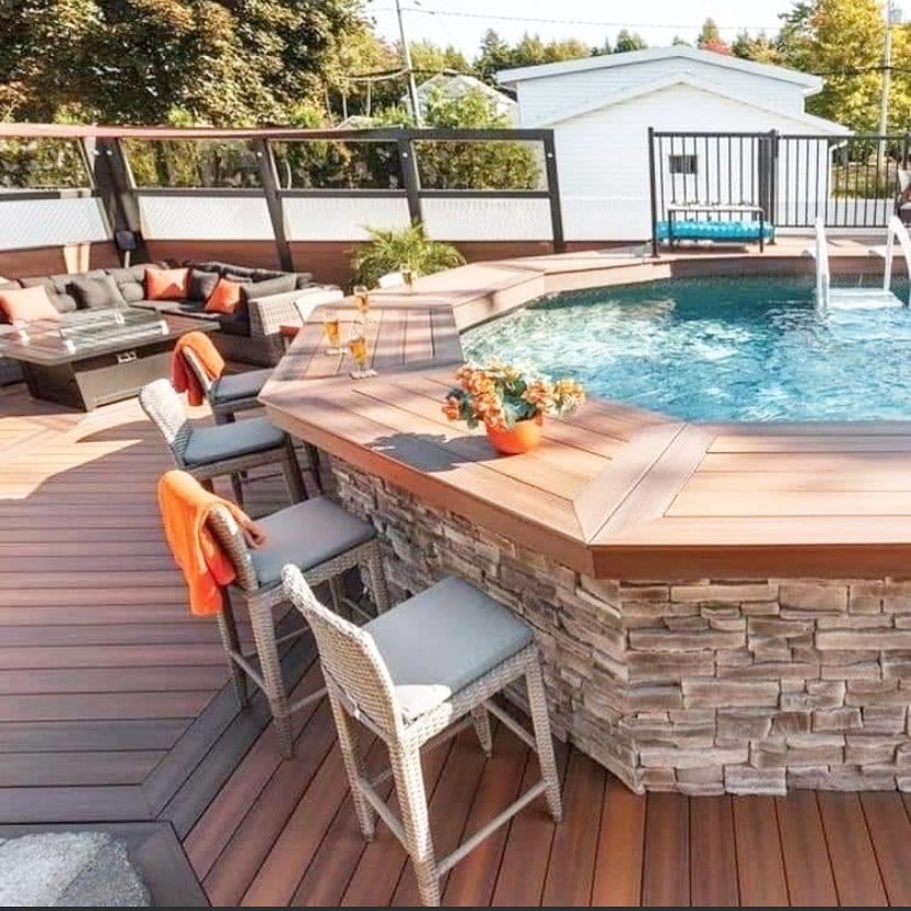 Backyard Bar and Poolside Relaxation
