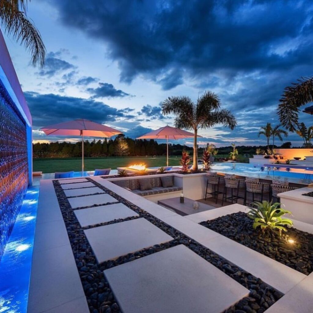 Luxurious Outdoor Living with Fire and Water

